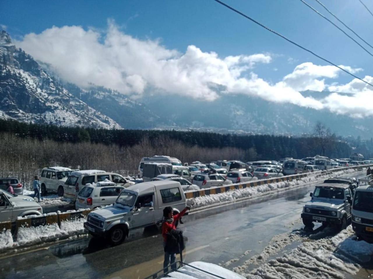 Hotel Neelam Manali Near Volvo Bus Stand Manali Exterior foto